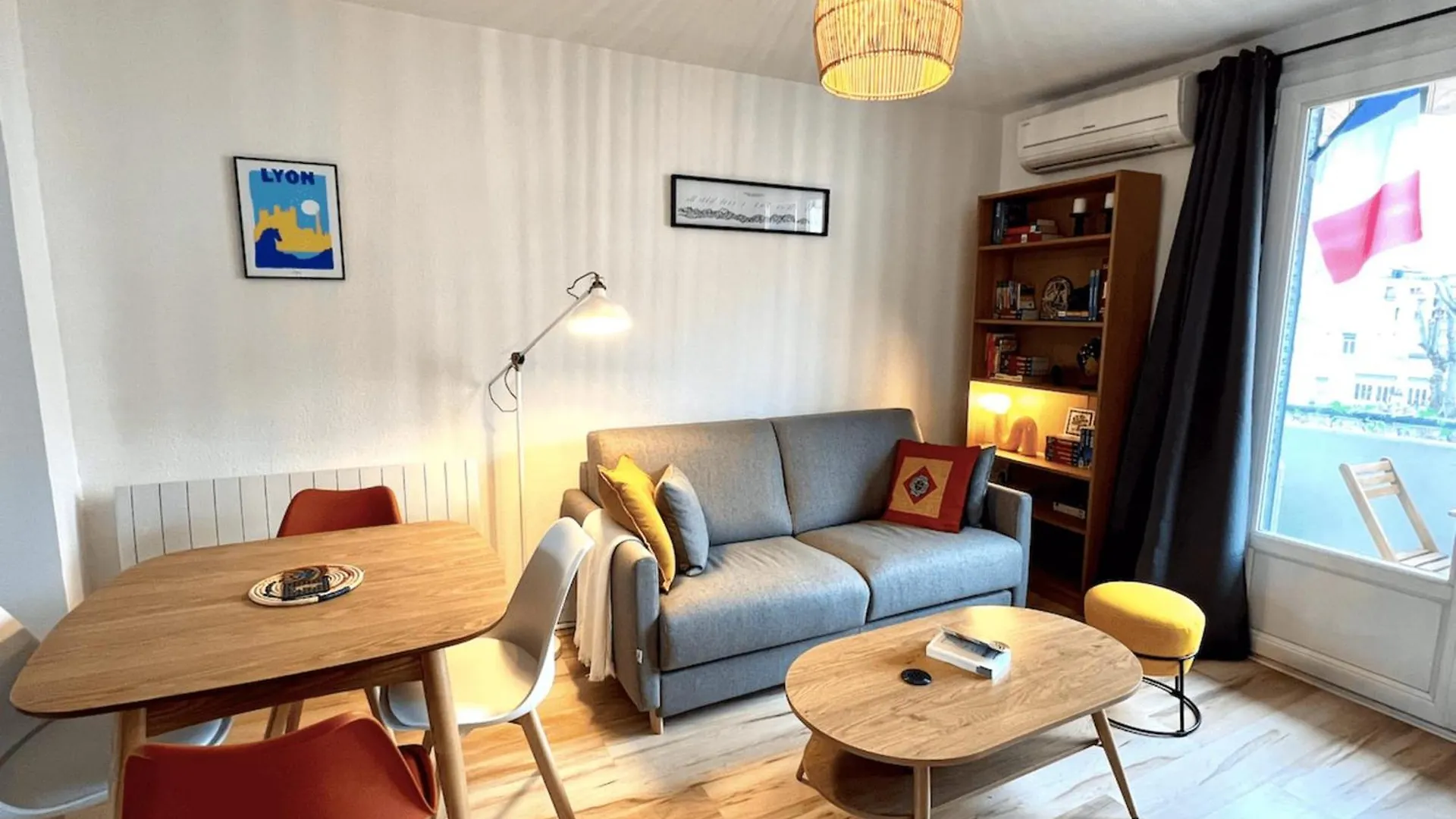 Charming T3 With Balcony In Lyon Monplaisir Apartamento França